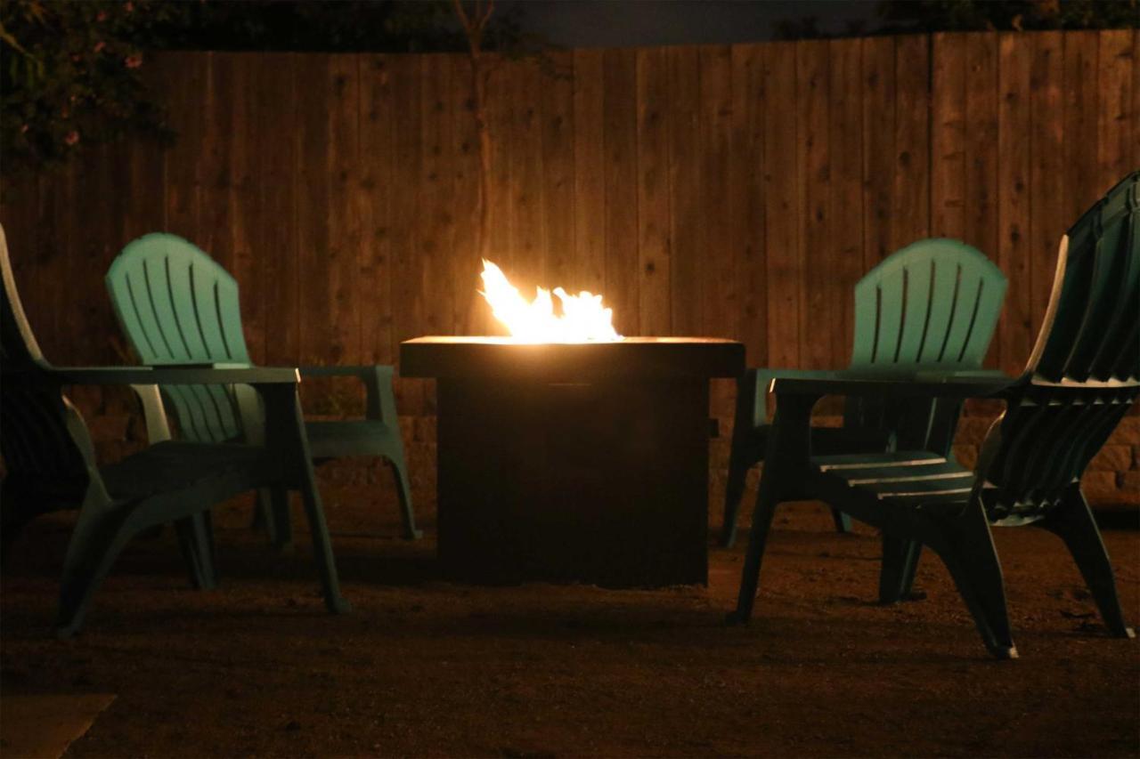 Remodeled Ventura Beach Home With Yard And Fire Pit! 外观 照片